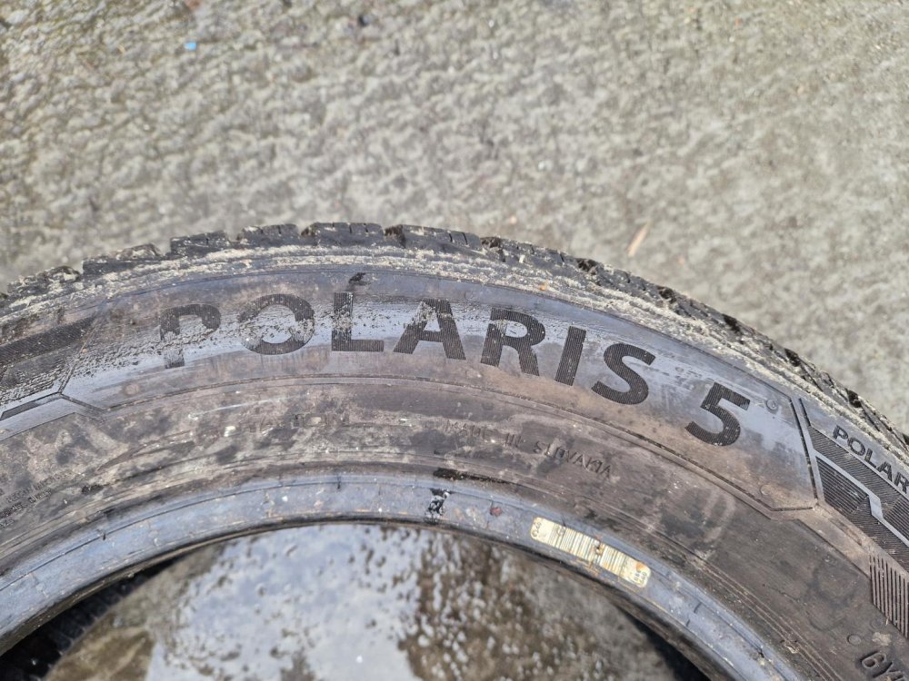 2 KS ZIMNÍ PNEUMATIKA BARUM POLARIS 5 - 185/60 R14 82T - 20570