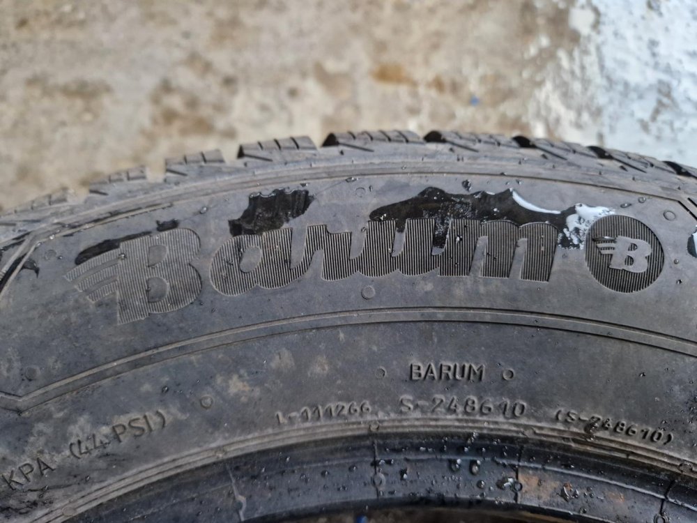 2 KS ZIMNÍ PNEUMATIKA BARUM POLARIS 5 - 185/60 R14 86T - 20605