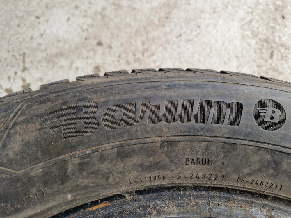2 KS ZIMNÍ PNEUMATIKA BARUM POLARIS 5 - 195/65 R15 91T - 20581