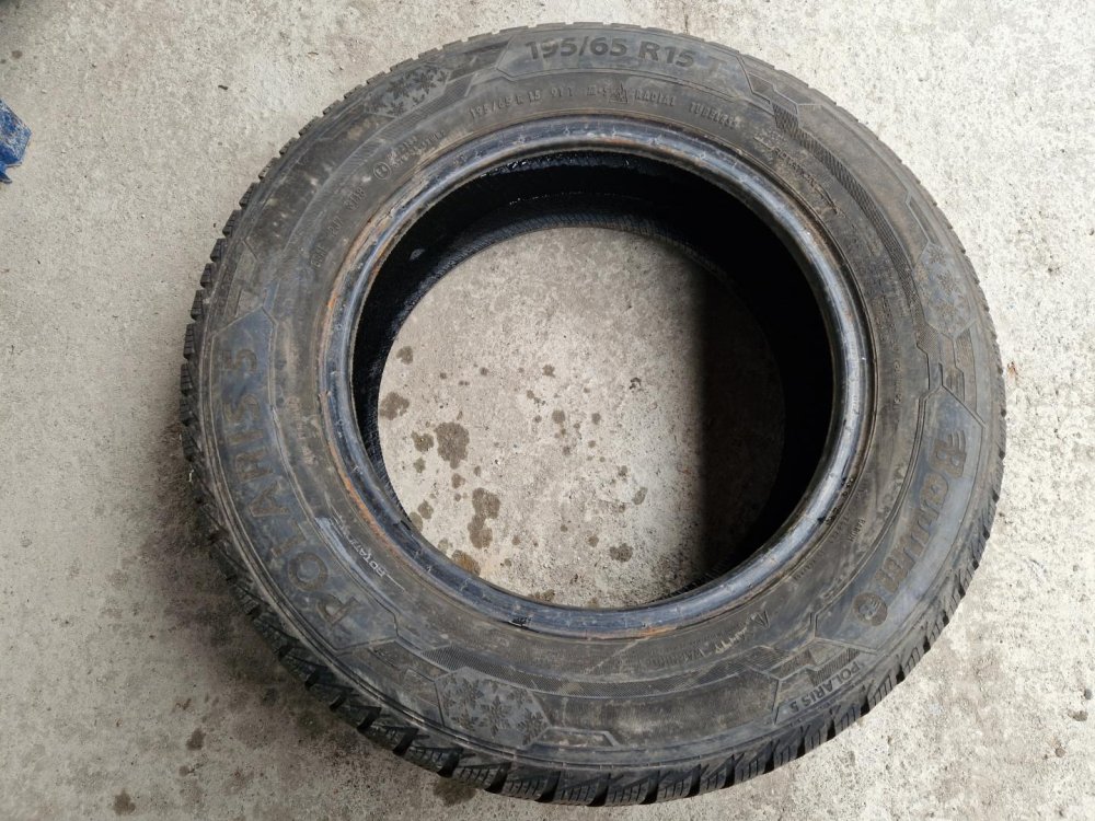 2 KS ZIMNÍ PNEUMATIKA BARUM POLARIS 5 - 195/65 R15 91T - 20581