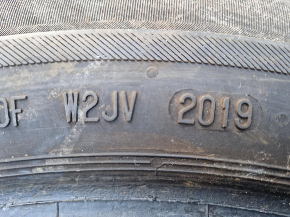 2 KS ZIMNÍ PNEUMATIKA BARUM POLARIS 5 - 205/55 R16 91T - 20486