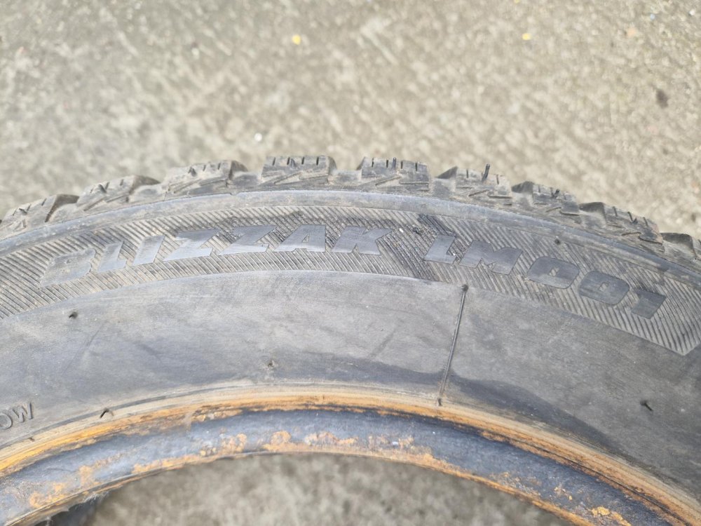 2 KS ZIMNÍ PNEUMATIKA BRIDGESTONE BLIZZAK LM001 - 195/55 R15 85H - 20285
