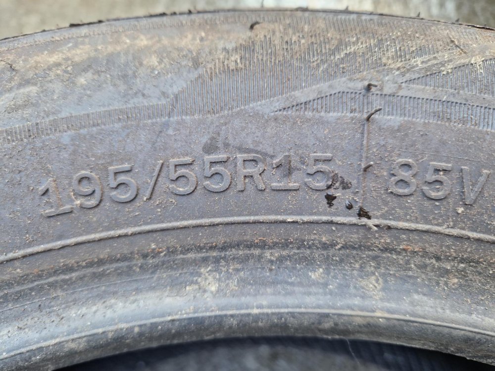 2 KS CELOROČNÍ PNEUMATIKA CATCHFORS A/S WINDFORCE 195/55 R15 85V - 20280