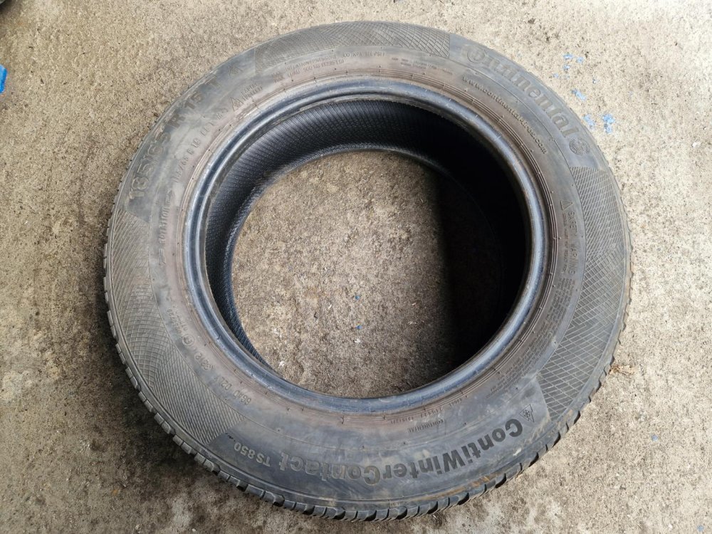 2 KS ZIMNÍ PNEUMATIKA CONTINENTAL CONTACT TS850 - 185/65 R15 88T - 20430