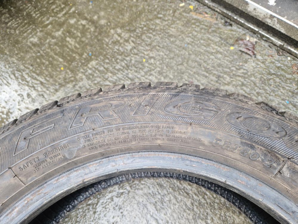 2 KS ZIMNÍ PNEUMATIKA DEBICA FRIGO 185/60 R15 88T - 20573