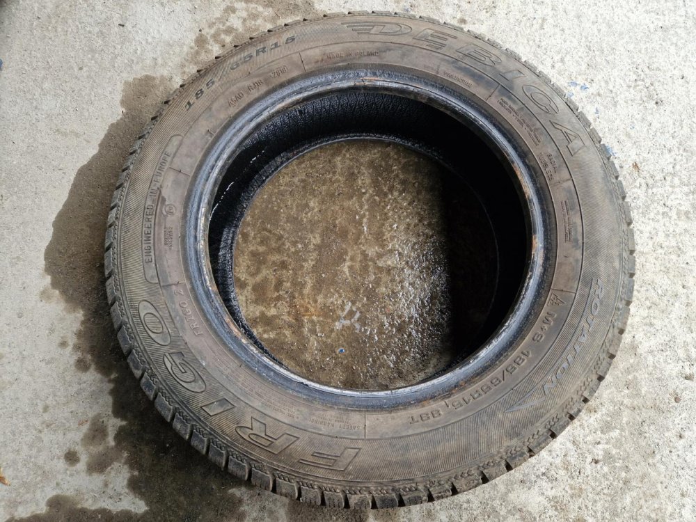 2 KS ZIMNÍ PNEUMATIKA DEBICA FRIGO 185/65 R15 88T - 20583