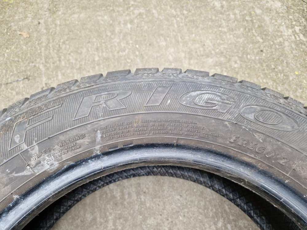 2 KS ZIMNÍ PNEUMATIKA DEBICA FRIGO 195/60 R15 88T - 20561
