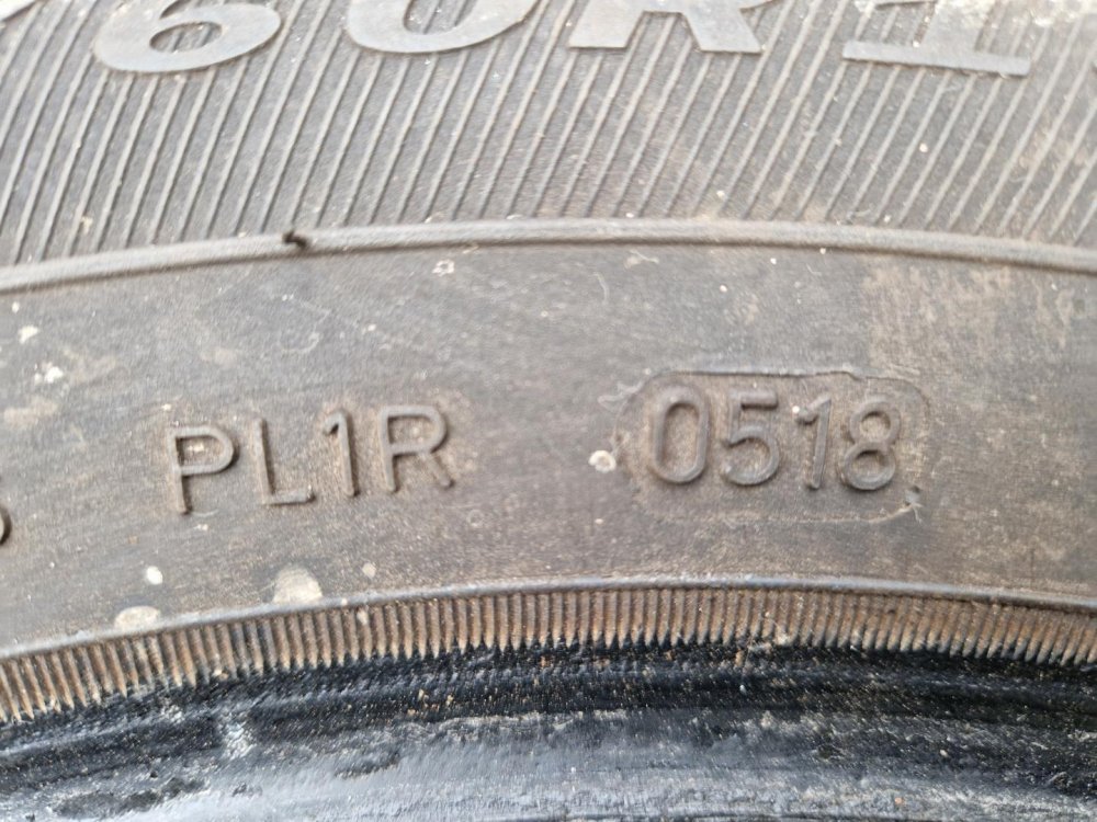 2 KS ZIMNÍ PNEUMATIKA DEBICA FRIGO 195/60 R15 88T - 20561