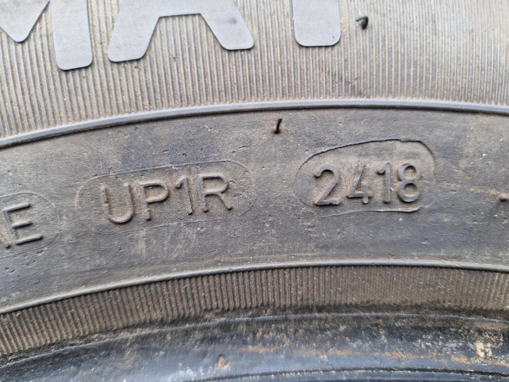 2 KS ZIMNÍ PNEUMATIKA DIPLOMAT WINTER ST 195/65 R15 91T - 20363