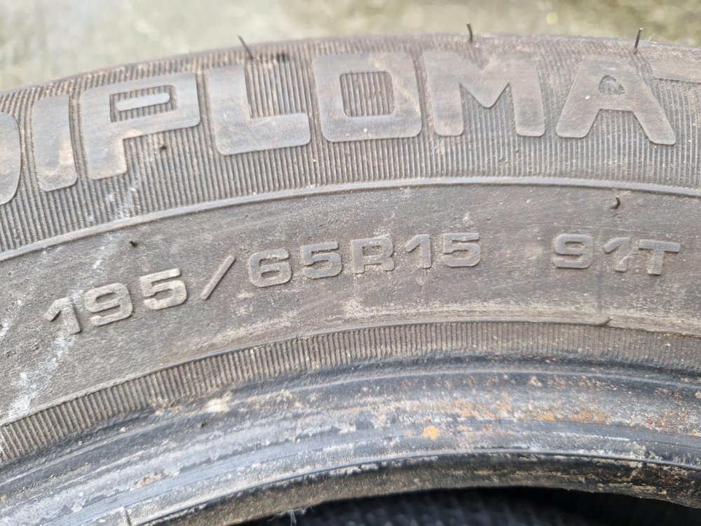 2 KS ZIMNÍ PNEUMATIKA DIPLOMAT WINTER ST 195/65 R15 91T - 20363