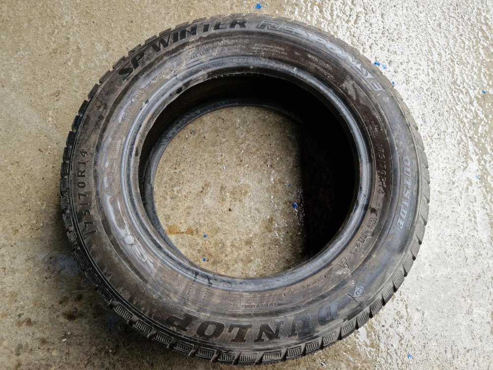 2 KS ZIMNÍ PNEUMATIKA DUNLOP SP WINTER RESPOSE 175/70 R14 88T - 20401