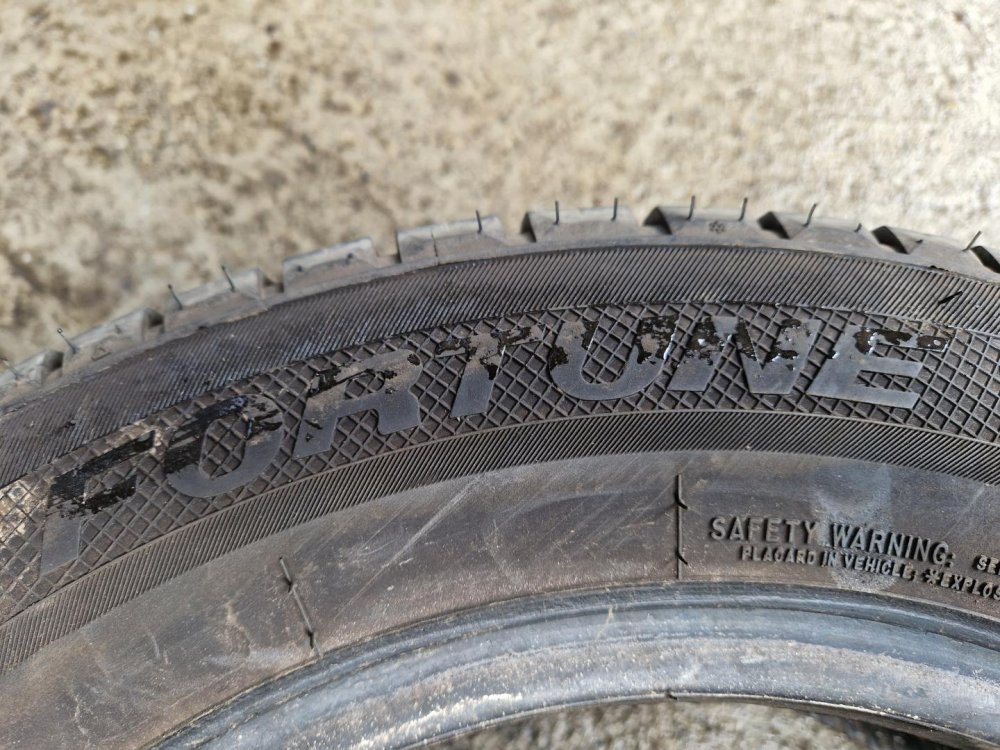 2 KS ZIMNÍ PNEUMATIKA FORTUNE SNOWFUN FSR-902 - 165/70 R13 79T - 20590