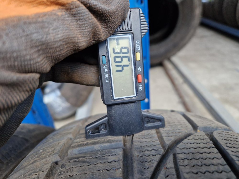 2 KS ZIMNÍ PNEUMATIKA GOODRIDE SW601 - 205/60 R16 92H - 20957