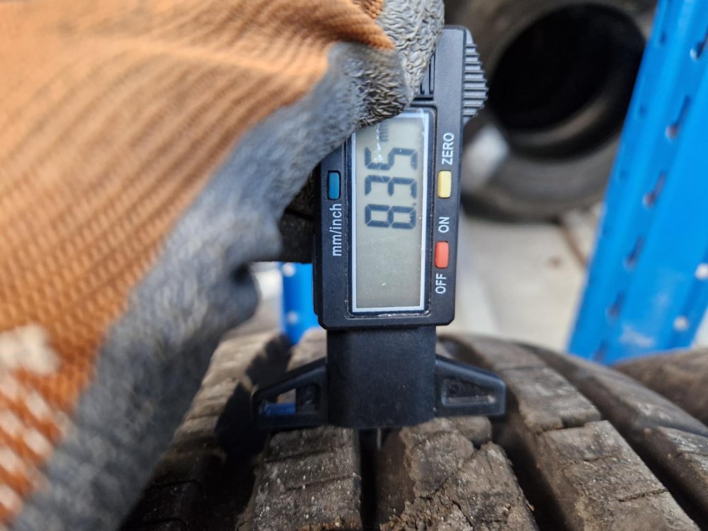 2 KS ZIMNÍ PNEUMATIKA HIFLY VIGOROUS HT 601 - 225/70 R16 103H - 21161