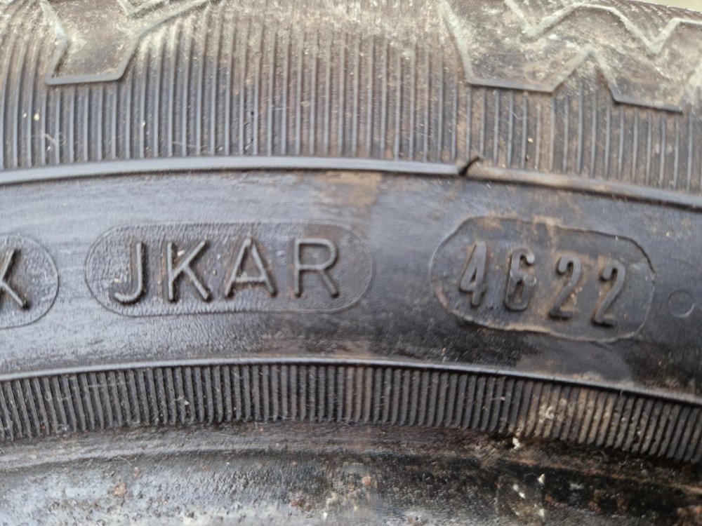 2 KS ZIMNÍ PNEUMATIKA KELLY WINTER ST 175/65 R14 82T - 20458