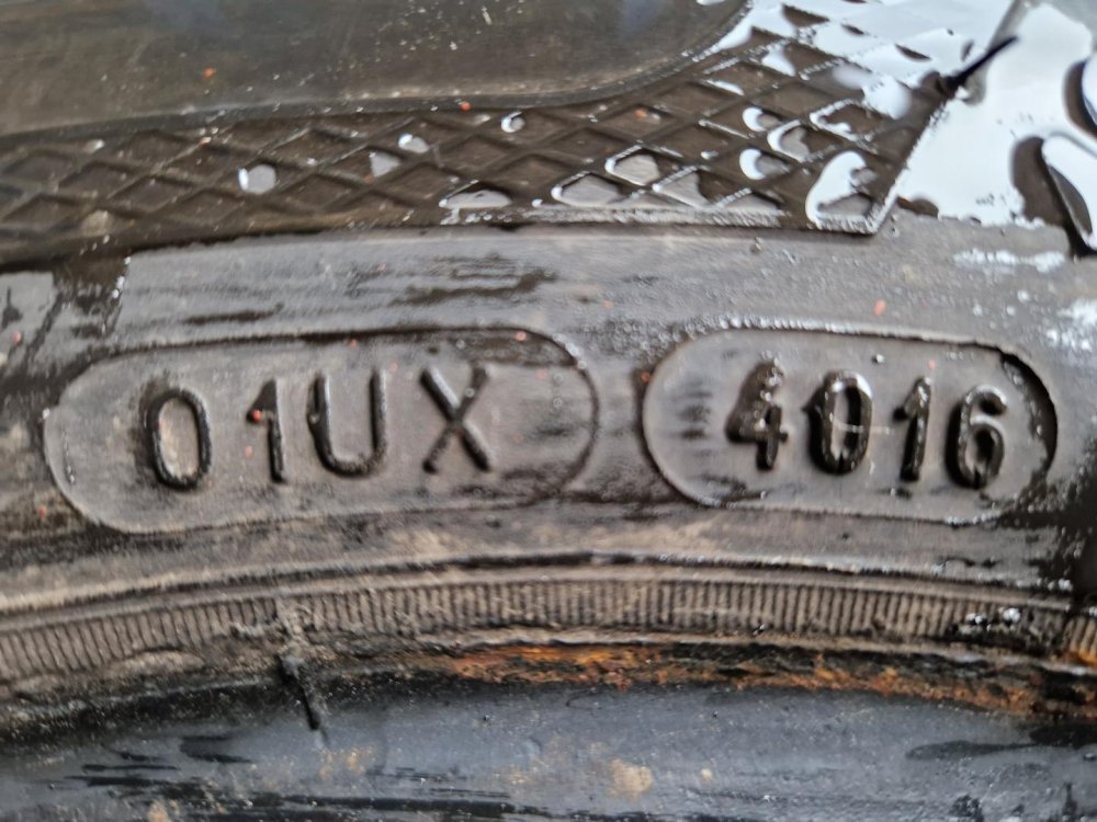 2 KS CELOROČNÍ PNEUMATIKA KLEBER KRISALP HP2 - 185/65 R14 86T - 20309