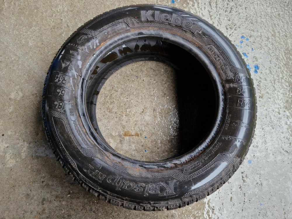 2 KS CELOROČNÍ PNEUMATIKA KLEBER KRISALP HP2 - 185/65 R14 86T - 20309