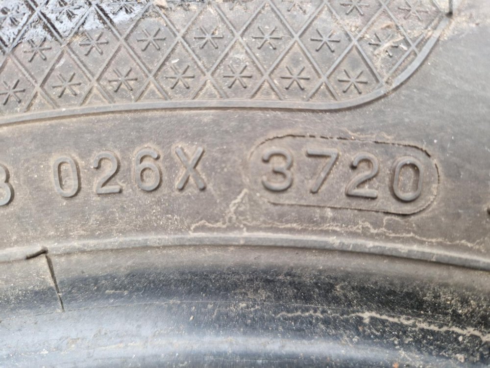 2 KS ZIMNÍ PNEUMATIKA KLEBER KRISALP HP3 - 185/65 R14 86T - 20565