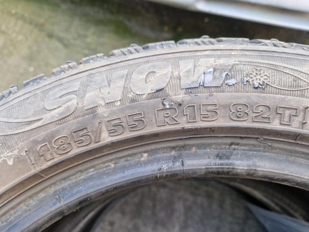 2 KS ZIMNÍ PNEUMATIKA KORMORAN SNOW 185/55 R15 82T - 20575