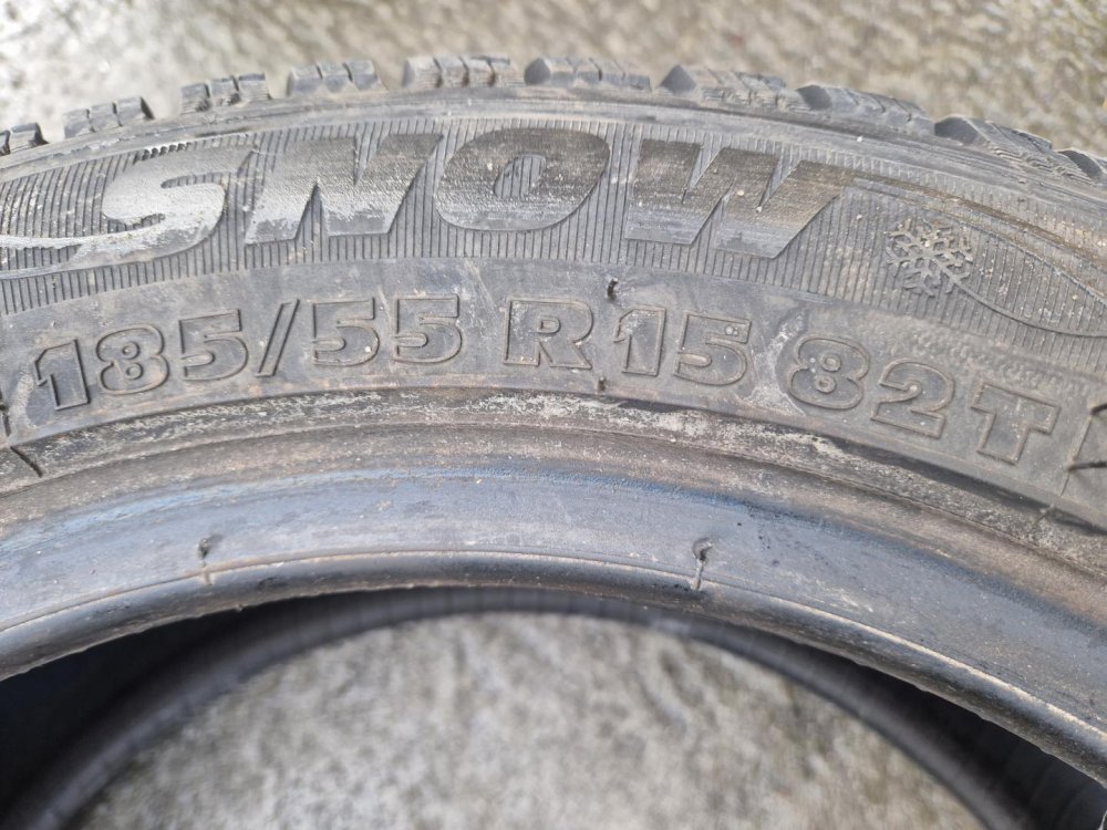 2 KS ZIMNÍ PNEUMATIKA KORMORAN SNOW 185/55 R15 82T - 20576