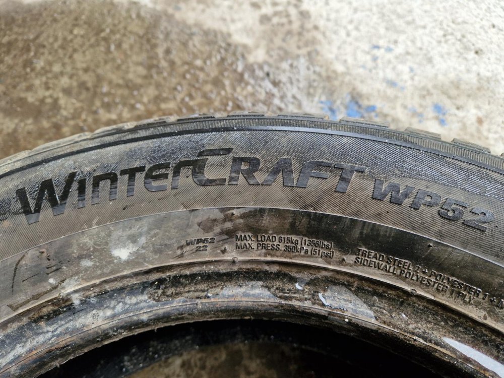 2 KS ZIMNÍ PNEUMATIKA KUMHO WINTERCRAFT WP52 - 195/65 R15 91T - 20588