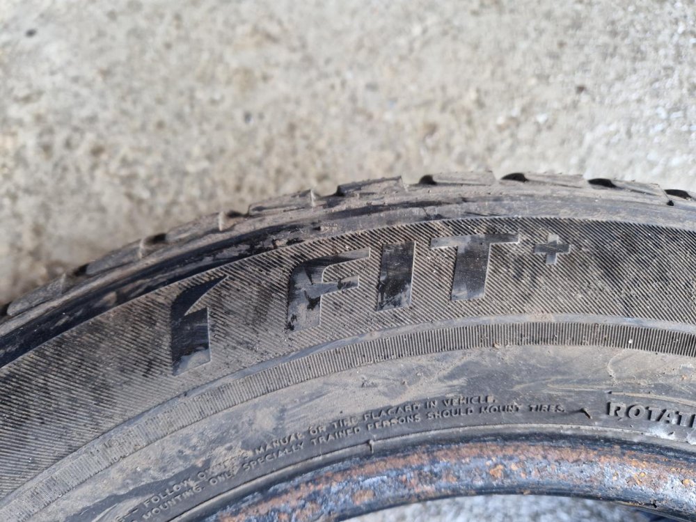 2 KS ZIMNÍ PNEUMATIKA LAUFENN FIT +  175/65 R14 82T - 20329
