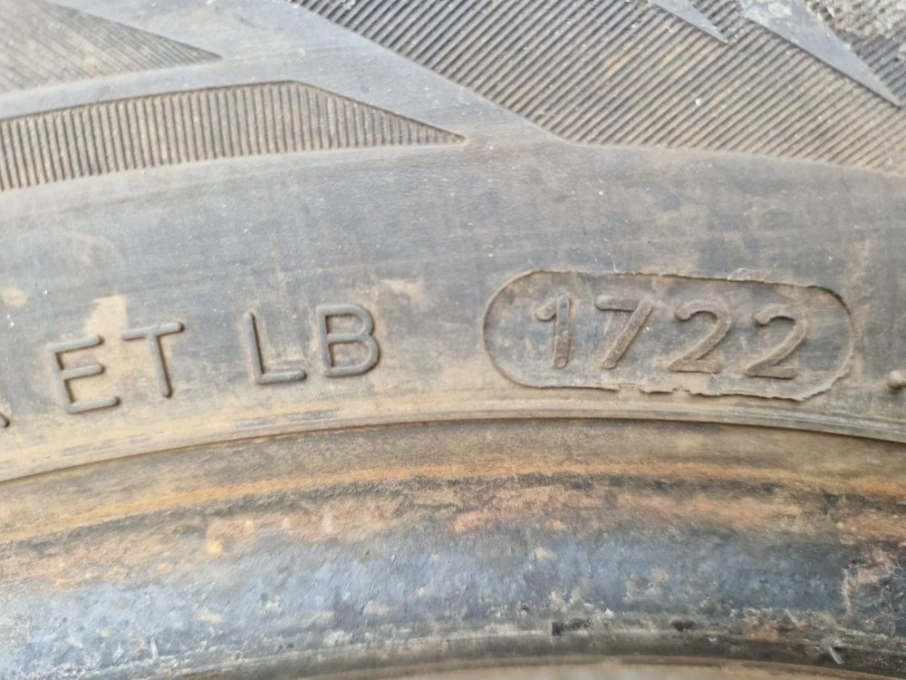 2 KS ZIMNÍ PNEUMATIKA LAUFENN FIT +  175/65 R14 82T - 20563