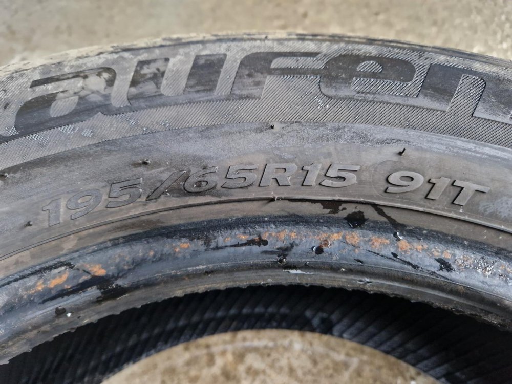 2 KS ZIMNÍ PNEUMATIKA LAUFENN FIT + 195/65 R15 91T - 20504