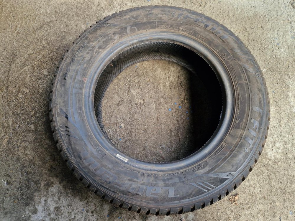 2 KS ZIMNÍ PNEUMATIKA LAUFENN FIT + 195/65 R15 91T - 20522