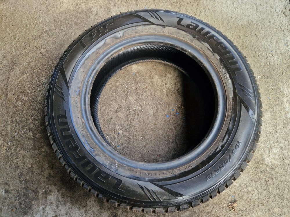 2 KS ZIMNÍ PNEUMATIKA LAUFENN FIT + 195/65 R15 91T - 20522