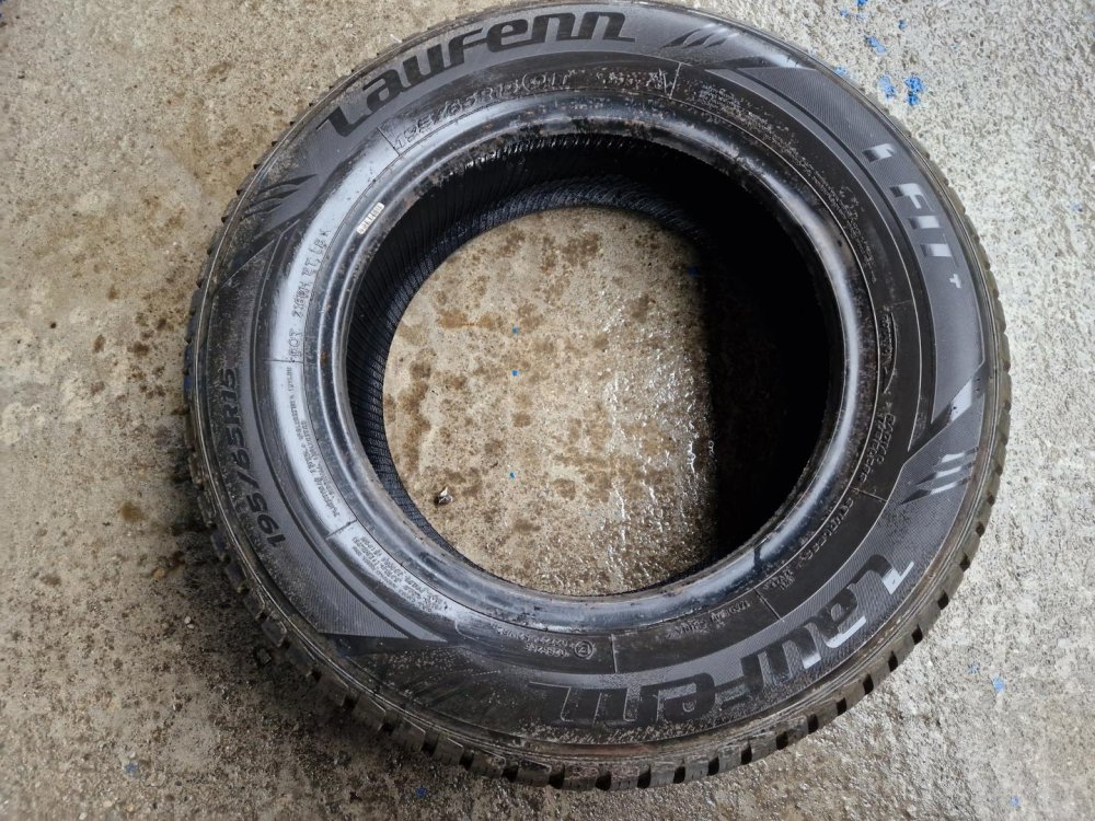 2 KS ZIMNÍ PNEUMATIKA LAUFENN FIT + 195/65 R15 91T - 20611