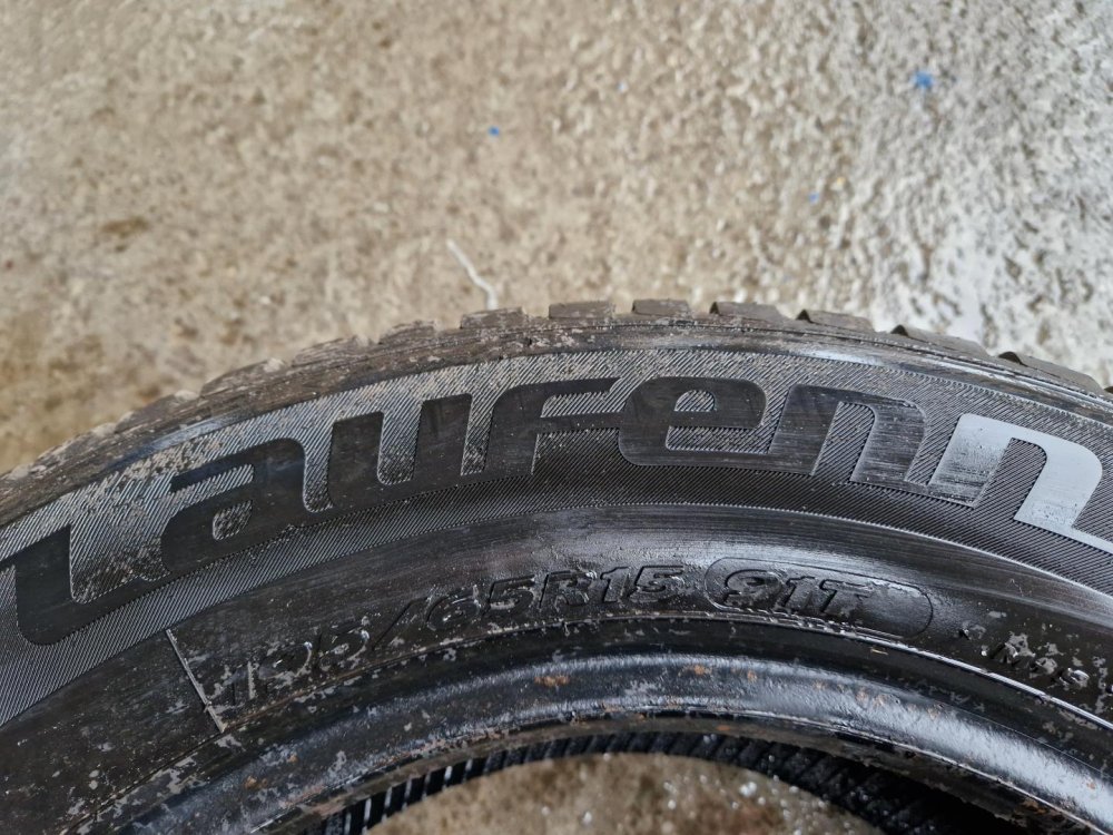 2 KS ZIMNÍ PNEUMATIKA LAUFENN FIT + 195/65 R15 91T - 20611