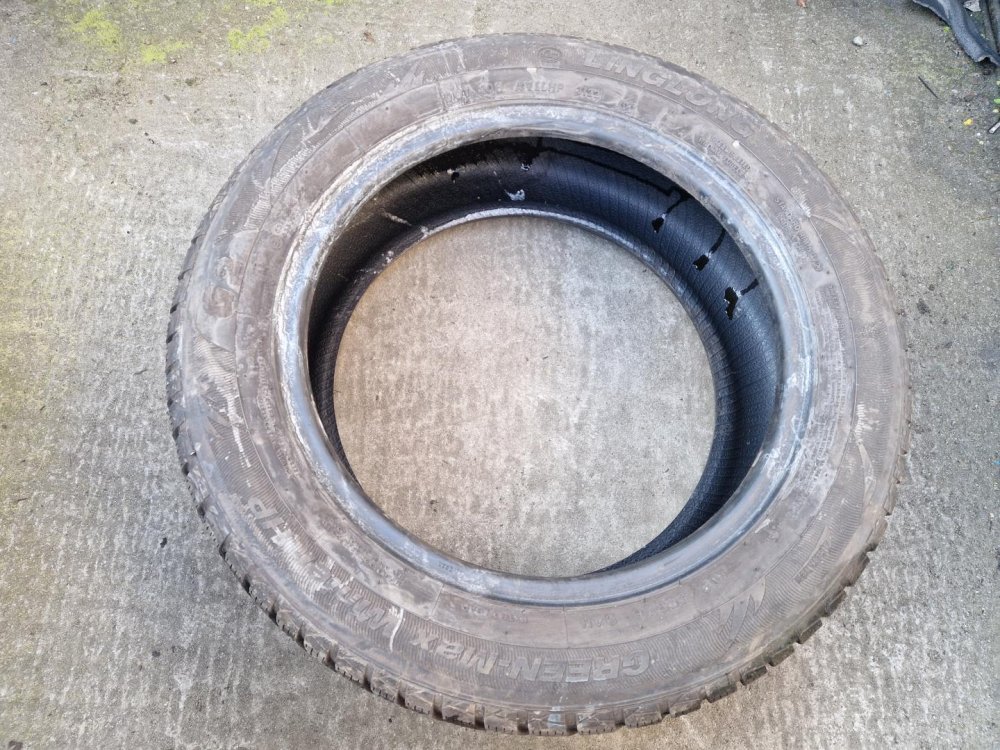 2 KS ZIMNÍ PNEUMATIKA LINGLONG GREEN MAX WINTER HP 205/55 R16 94H - 20383