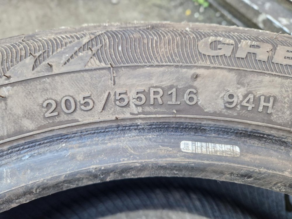 2 KS ZIMNÍ PNEUMATIKA LINGLONG GREEN MAX WINTER HP 205/55 R16 94H - 20383