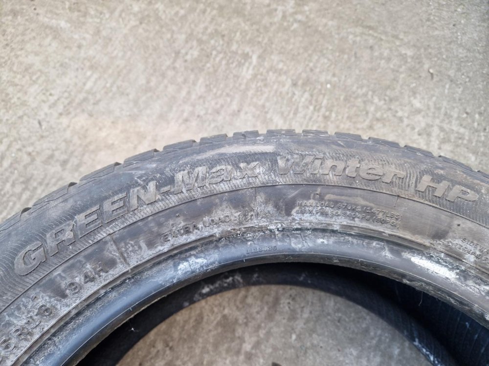 2 KS ZIMNÍ PNEUMATIKA LINGLONG GREEN MAX WINTER HP 205/55 R16 94H - 20384