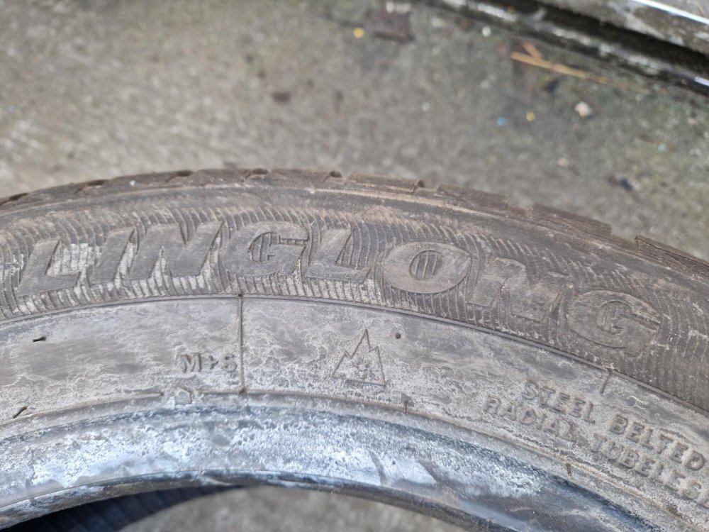 2 KS ZIMNÍ PNEUMATIKA LINGLONG GREEN MAX WINTER HP 205/55 R16 94H - 20384