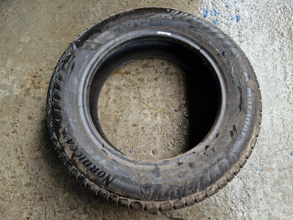 2 KS ZIMNÍ PNEUMATIKA MATADOR NORDICCA 185/65 R15 88T - 20403