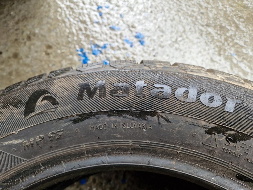 2 KS ZIMNÍ PNEUMATIKA MATADOR NORDICCA 185/65 R15 88T - 20403