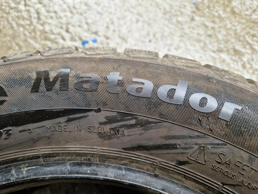 2 KS ZIMNÍ PNEUMATIKA MATADOR NORDICCA 185/65 R15 88T - 20404
