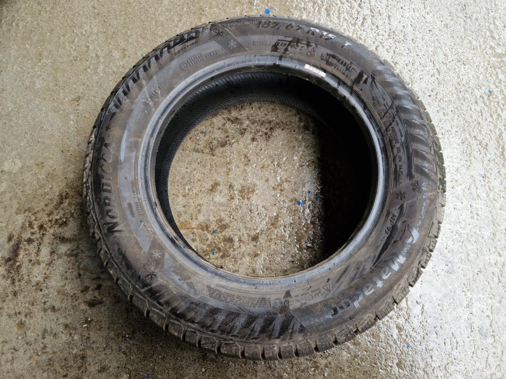 2 KS ZIMNÍ PNEUMATIKA MATADOR NORDICCA 185/65 R15 88T - 20404