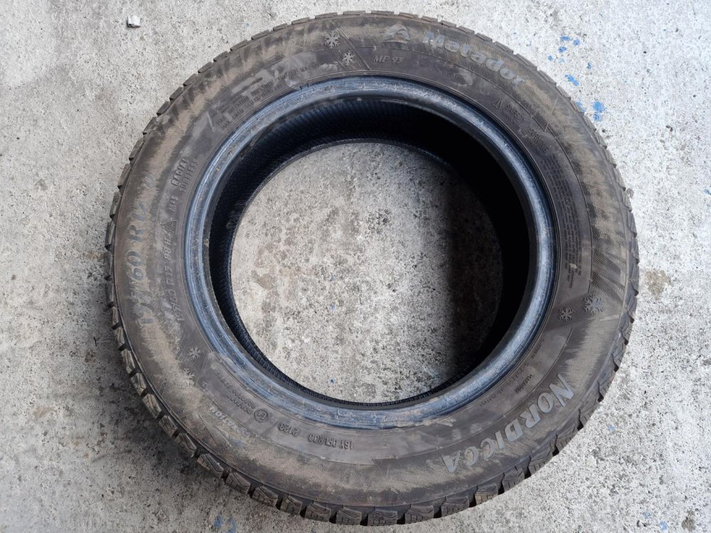 2 KS ZIMNÍ PNEUMATIKA MATADOR NORDICCA 195/60 R15 88H - 21067