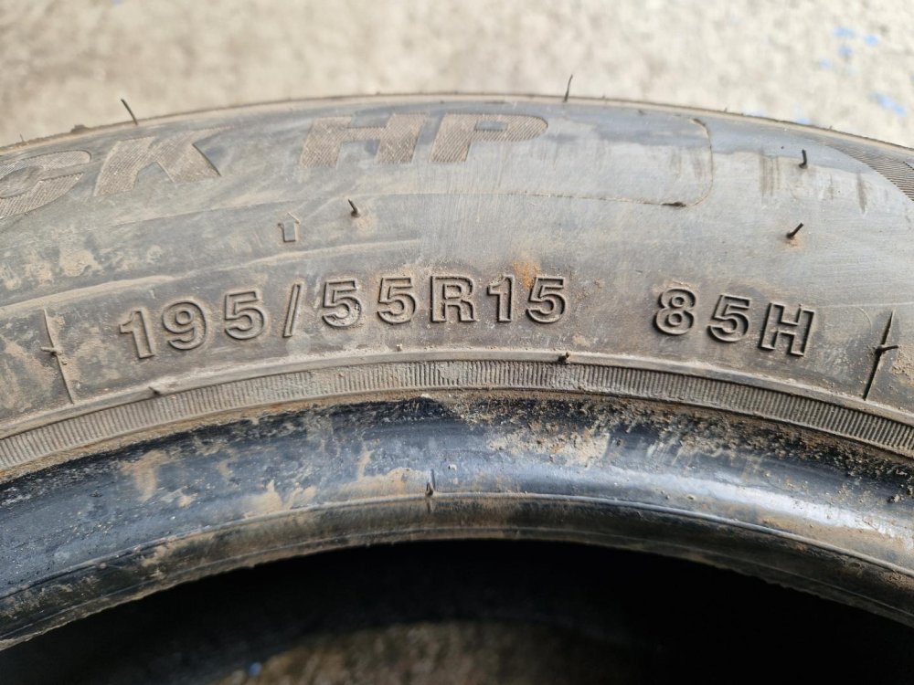 2 KS ZIMNÍ PNEUMATIKA MINERVA FROSTRACK 195/55 R15 85H - 20427