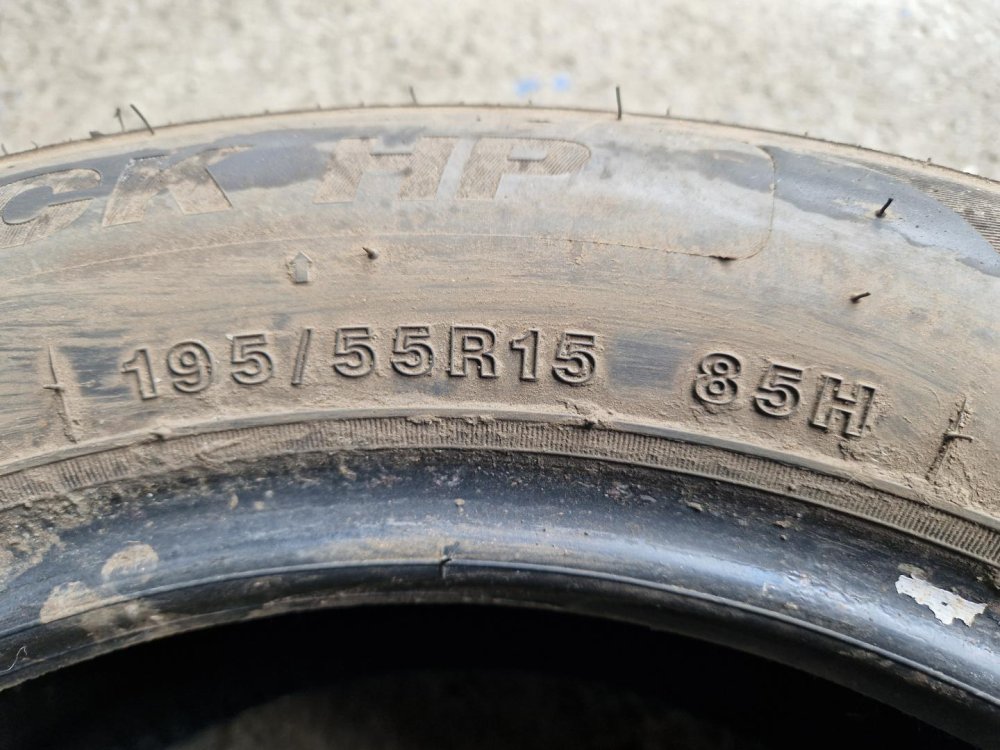 2 KS ZIMNÍ PNEUMATIKA MINERVA FROSTRACK 195/55 R15 85H - 20428