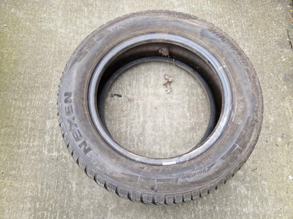 2 KS ZIMNÍ PNEUMATIKA NEXEN WINGUARD SNOW G3 - 185/60 R14 82T - 20557
