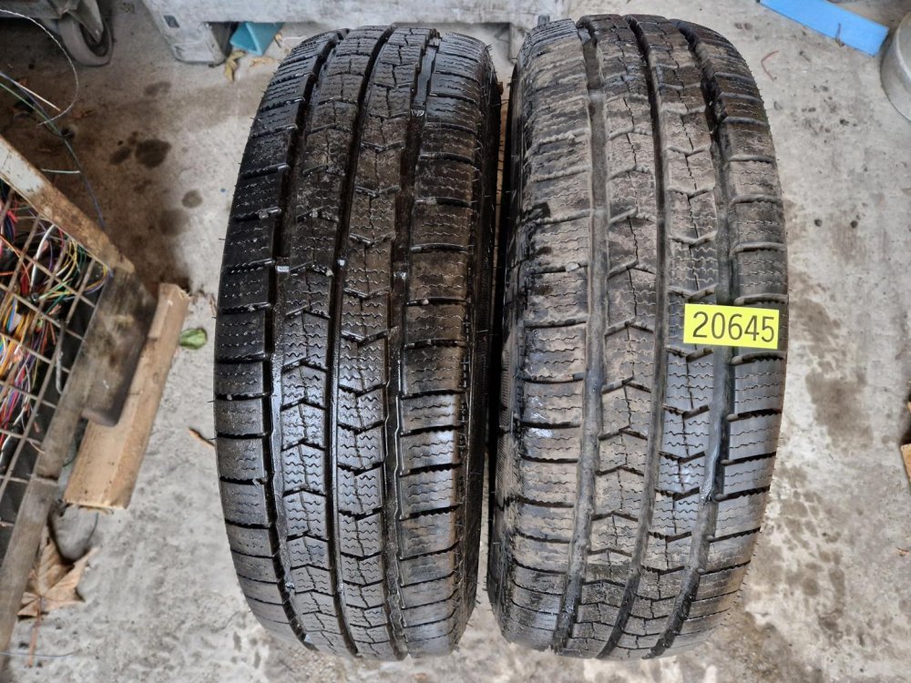 2 KS ZIMNÍ PNEUMATIKA NEXEN WINGUARD WT1 - 195/70 R15 C 104/102R - 20645 2 KS ZIMNÍ PNEUMATIKA NEXEN WINGUARD WT1 - 195/70 R15 C 104/102R - 20645