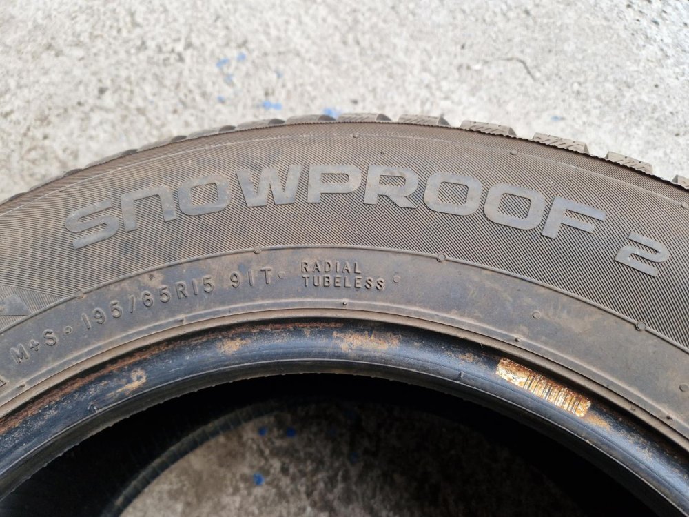 2 KS ZIMNÍ PNEUMATIKA NOKIAN TYRES SNOWPROOF 2 - 195/65 R15 91T - 20739