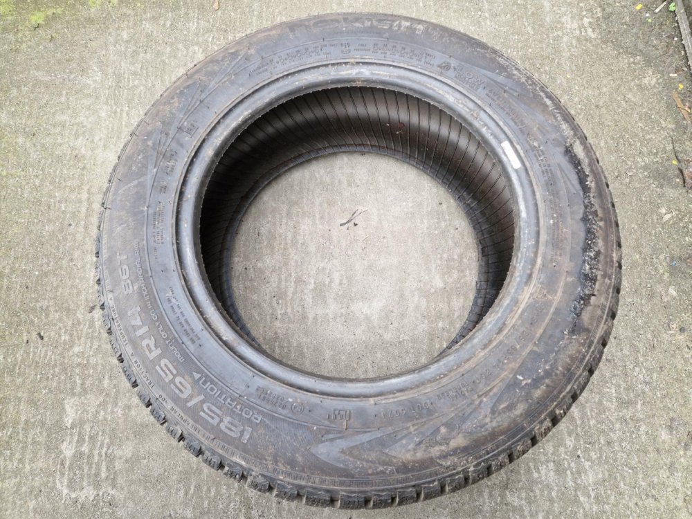 2 KS ZIMNÍ PNEUMATIKA NOKIAN WR D4 -185/65 R14 86T - 20566