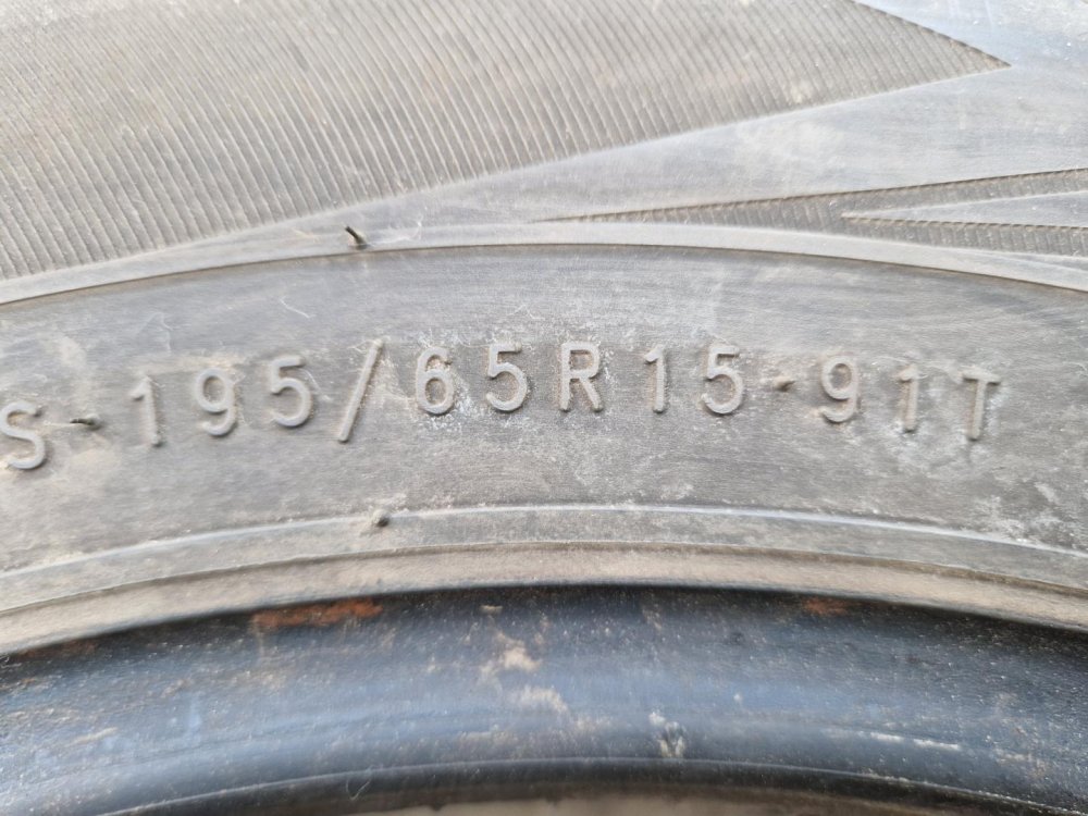 2 KS ZIMNÍ PNEUMATIKA NOKIAN WR D4 -195/65 R15 91T - 20380