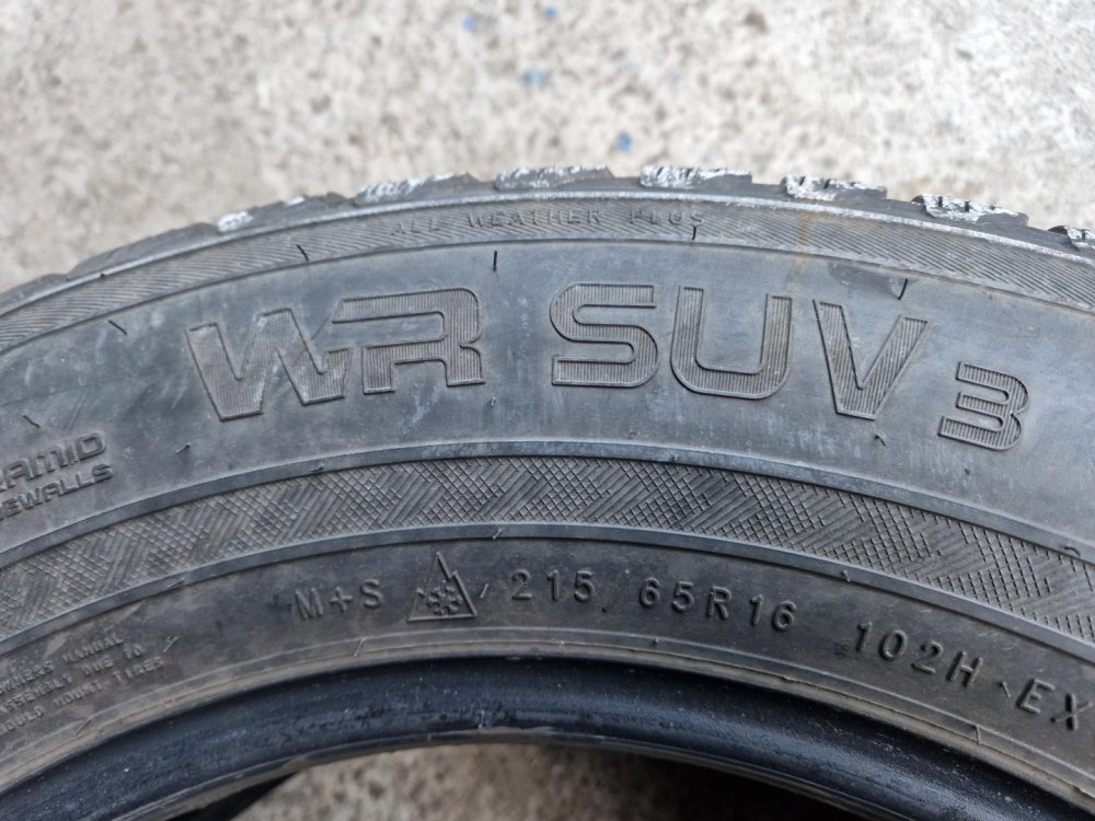 2 KS ZIMNÍ PNEUMATIKA NOKIAN WR SUV 3 - 215/65 R16 102H - 21160