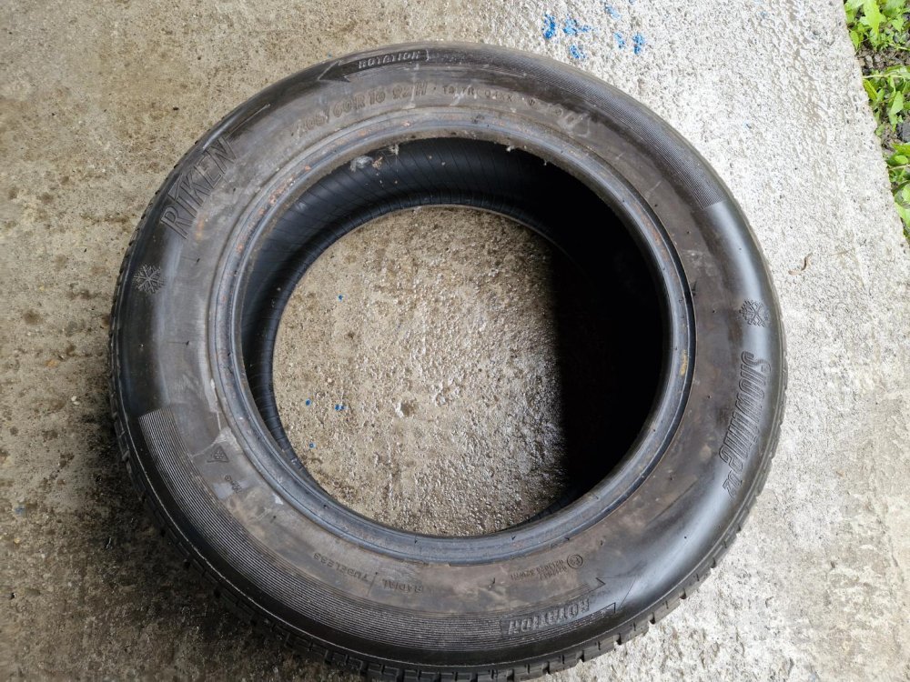 2 KS ZIMNÍ PNEUMATIKA RIKEN SNOWTIME B2 - 205/60 R16 92H - 20494